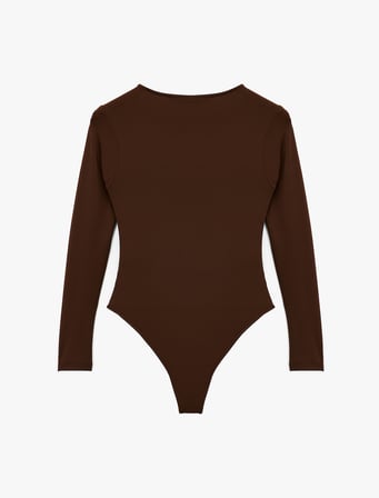 Slim Fit Kare Yaka Uzun Kollu Çıtçıtlı Body