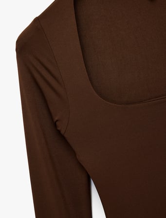 Slim Fit Kare Yaka Uzun Kollu Çıtçıtlı Body