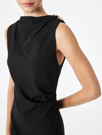Slim Fit Aksesuarlı Drapeli Kolsuz Bisiklet Yaka Mini Elbise