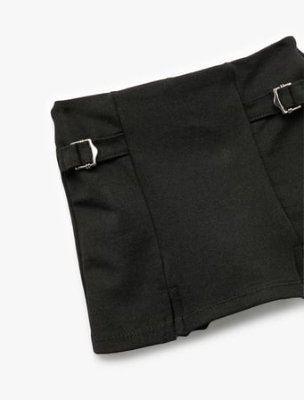 Basic Şort Toka Detaylı Beli Lastikli