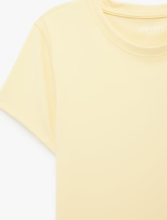 Slim Fit Kısa Kollu Bisiklet Yaka Spor Tişört