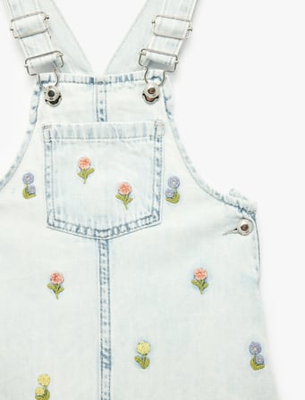 Çiçek Nakış Detaylı Cepli Askılı Denim Jile Elbise