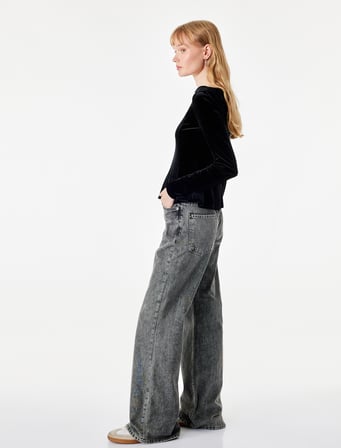 Kadife Slim Fit Kayık Yaka Uzun Kollu Tişört