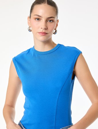 Pamuklu Bisiklet Yaka Slim Fit Kolsuz Bel Vurgulu Kobalt Mavi Tişört