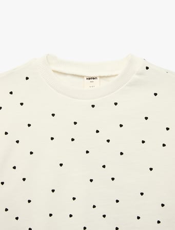 Uzun Kollu Bisiklet Yaka Kalp Desenli Pamuklu Sweatshirt