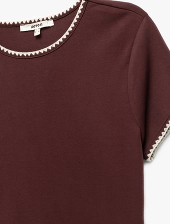 Pamuklu Slim Fit Kroşe Detaylı Bisiklet Yaka Kısa Kollu Tişört