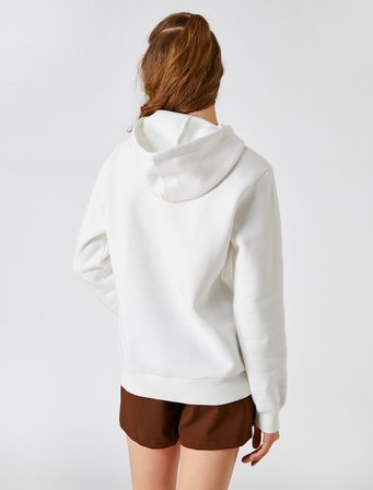 Üç İplik Şardonlu Kedi Nakışlı Uzun Kollu Kanguru Cepli Kapüşonlu Sweatshirt