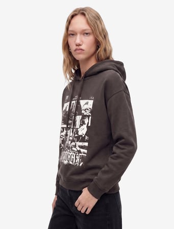 Şardonlu Rahat Kalıp Baskılı Uzun Kollu Kapüşonlu Sweatshirt