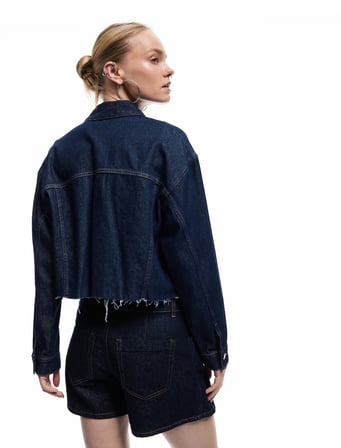 Pamuklu Normal Bel Asimetrik Kesim Düğmeli Denim Şort Etek