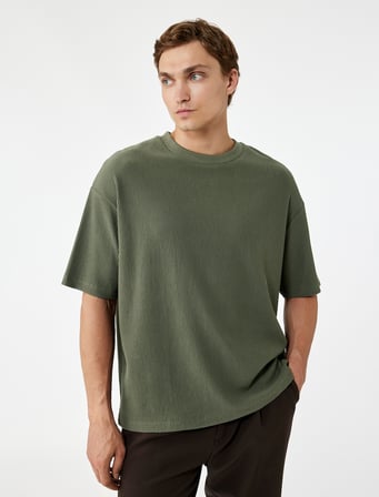 Kısa Kollu Bisiklet Yaka Pamuklu Tok Kumaş Basic Oversize Tişört
