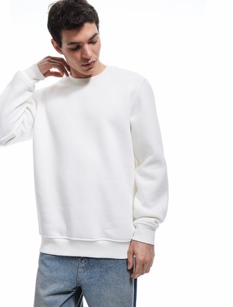 Pamuklu Uzun Kollu Şardonlu Bisiklet Yaka Erkek Basic Sweatshirt