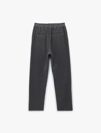 Pileli Dokulu Cepli Slim Fit Pantolon