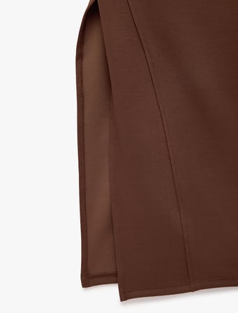 Viskon Karışımlı Slim Fit Yırtmaçlı Kolsuz Bisiklet Yaka Bodycon Kalem Uzun Elbise
