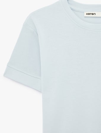Slim Fit Kısa Kollu Bisiklet Yaka Basic Tişört