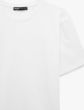 Pamuklu Regular Fit Bisiklet Yaka Kısa Kollu Basic Tişört