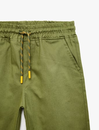 Pamuklu Cepli Beli Bağcıklı Gabardin Şort