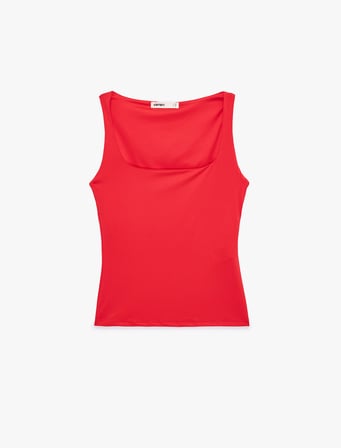 Slim Fit Yuvarlak Yaka Kolsuz Top