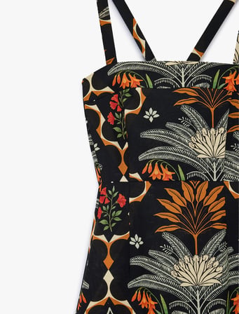 Keten Karışımlı Floral Etnik Desenli İnce Çapraz Askılı Uzun Elbise