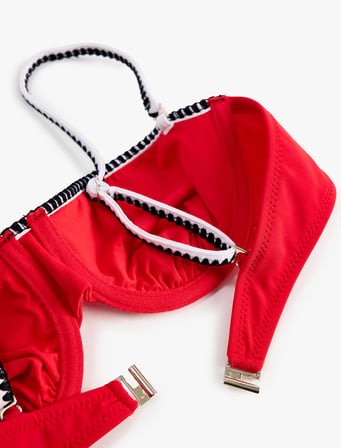 Çıkarılabilir Askılı Kroşe Detaylı Balenli Bikini Üst