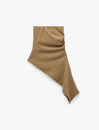 Slim Fit Bürümcük Kumaş Dokulu Asimetrik Kesim Bel Vurgulu Uzun Straplez Bluz