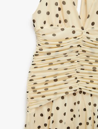 Slim Fit Sırt Detaylı Puantiyeli Drapeli V Yaka Kolsuz Mini Tül Elbise