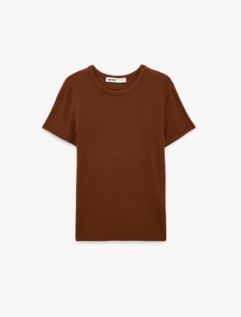 Viskon Kumaş Ribanalı Slim Fit Kısa Kollu Bisiklet Yaka Basic Tişört