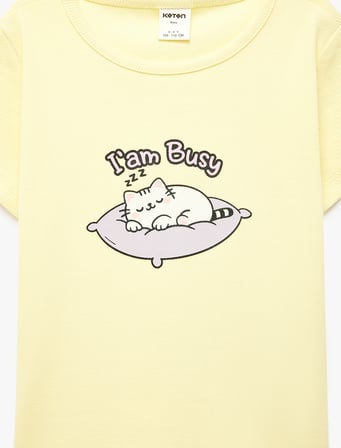Pamuklu Bisiklet Yaka Kedi Baskılı Kısa Kollu Tişört