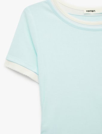 Slim Fit Bisiklet Yaka Kısa Kollu Katmanlı Dantel Detaylı Tişört