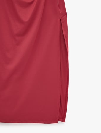 Slim Fit Drapeli Ön Yırtmaç Detaylı İp Askılı Midi Elbise