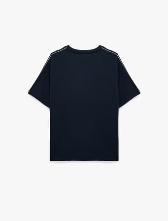 Bisiklet Yaka Viskon Karışımlı Scuba Kumaş Şerit Detaylı Kısa Reglan Kollu Oversize Tişört