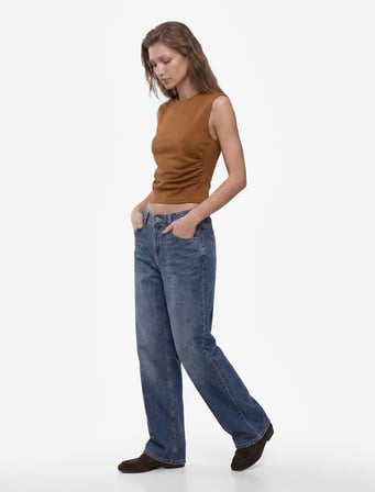 Krep Scuba Slim Fit Drape Detaylı Kolsuz Bisiklet Yaka Bluz