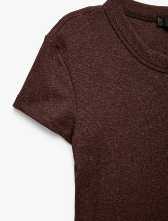 Slim Fit Düğmeli Bisiklet Yaka Kısa Kollu Hırka