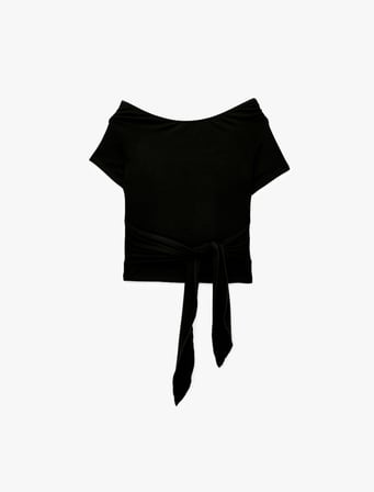 Likralı Viskon Kumaş Slim Fit Bağlama Detaylı Kayık Yaka Kısa Kollu Bluz