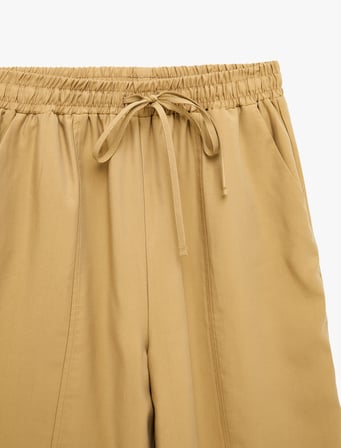 Viskon Cupro Kumaş Cepli Beli Bağcıklı Balon Pantolon