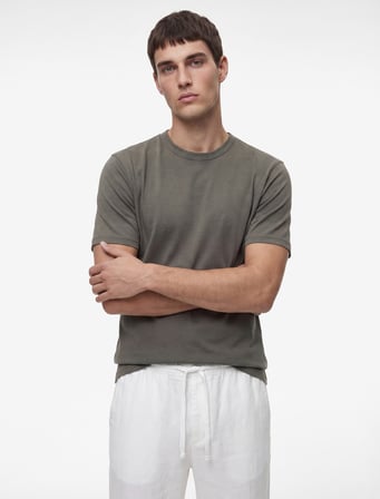 Regular Fit Bisiklet Yaka Viskon Karışımlı Kısa Kollu Basic Tişört