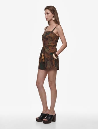 Koton X Melis Ağazat - Viskon Floral Desenli Püskül Detaylı Mini Şort
