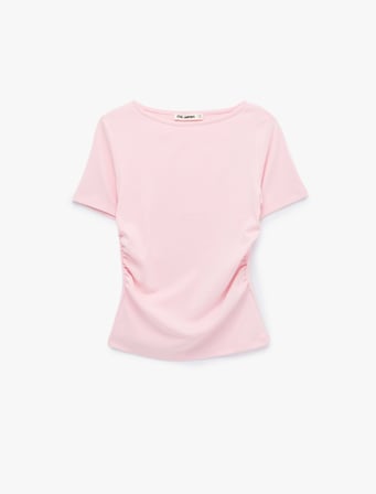 Kayık Yaka Kısa Kollu Slim Fit Pamuklu Büzgülü Tişört
