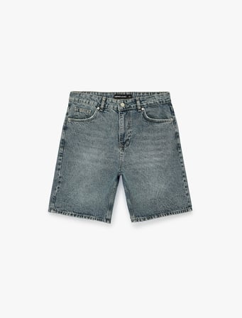 Pamuklu Normal Bel Straight Fit Jean Şort