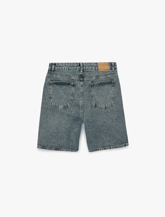 Pamuklu Normal Bel Straight Fit Jean Şort