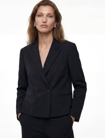 Kruvaze Yaka Uzun Kollu Crop Blazer Ceket