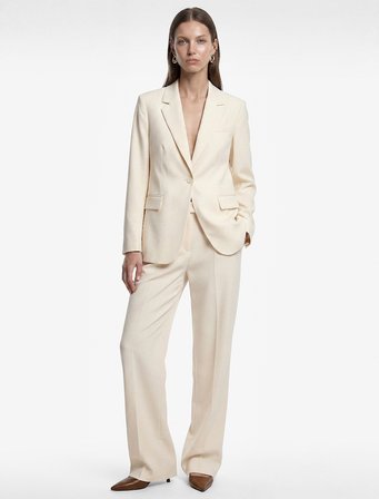 Regular Fit Uzun Kollu Cep Detaylı Düğmeli Geniş Yaka Blazer Ceket