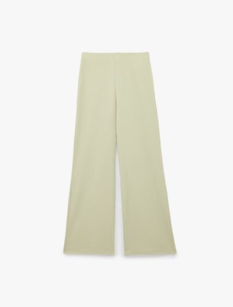 Bürümcük Kumaş Dokulu Düz Geniş Paça Pantolon