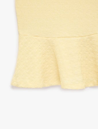 Bürümcük Kumaş Dokulu Kısa Kollu Bisiklet Yaka Peplum Tişört