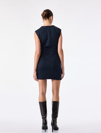 Slim Fit Büzgülü Bisiklet Yaka Kolsuz Çizgili Mini Elbise