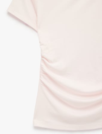 Slim Fit Drapeli Kısa Kollu Kayık Yaka Tişört