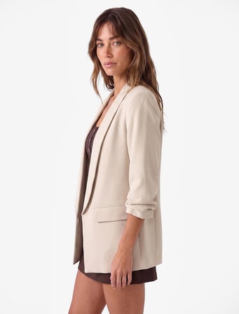 Krep Kumaş Şal Yaka 3/4 Kollu Blazer Ceket