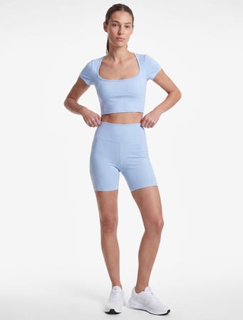 Slim Fit U Yaka Kısa Kollu Crop Spor Tişört