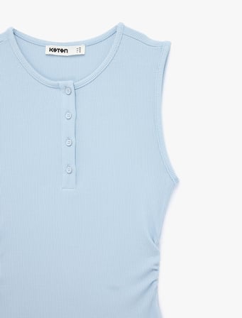Ribanalı Düğmeli Yuvarlak Henley Yaka Fitilli Atlet