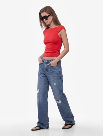 Pamuklu Ribanalı Slim Fit Omzu Açık Madonna Yaka Tişört