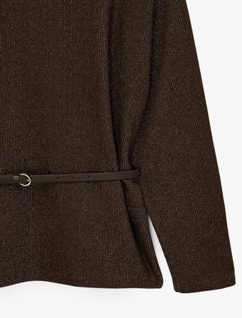 Kemer Detaylı Slim Fit Uzun Kollu Dik Yaka  Bluz